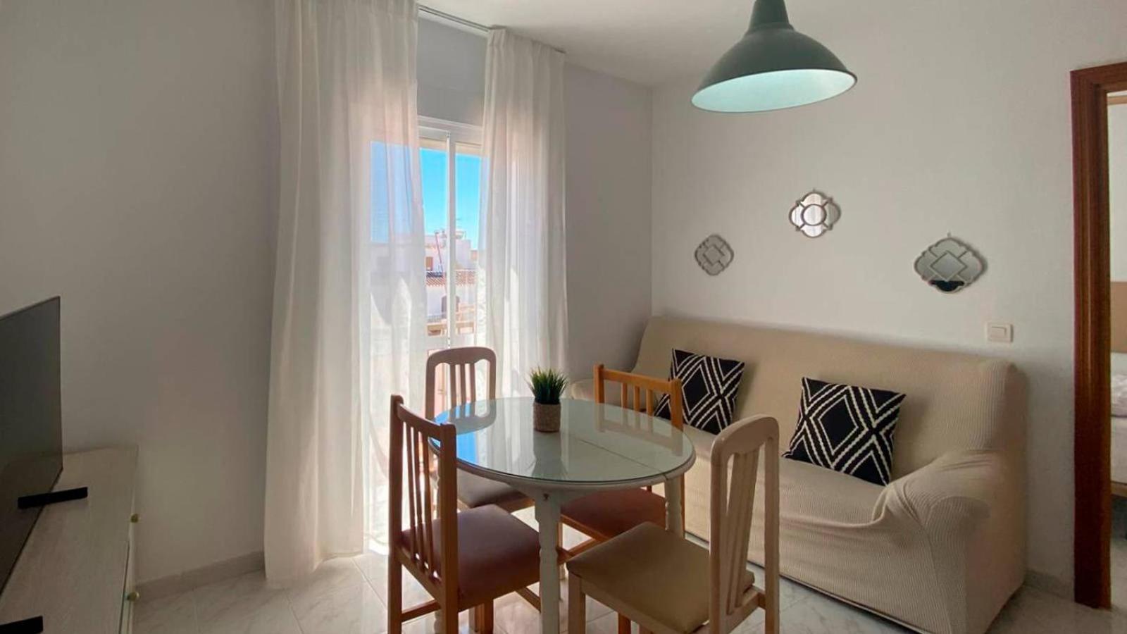 Apartamentos Carmen Маро Екстериор снимка